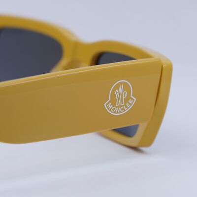 New Moncler ML0252-P 39A Shiny Yellow/Smoke 53-19-145  display picture 2
