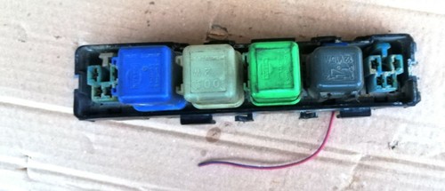 Nissan 63C60 relays 3ODU 25230 C9980 24336 51E00 25230 C9965 40329M 25630 C9960 - Picture 2 of 9