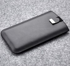 Funda Teléfono Cuero Real Funda Acolchada Forrada Negra con Correa Magnética
