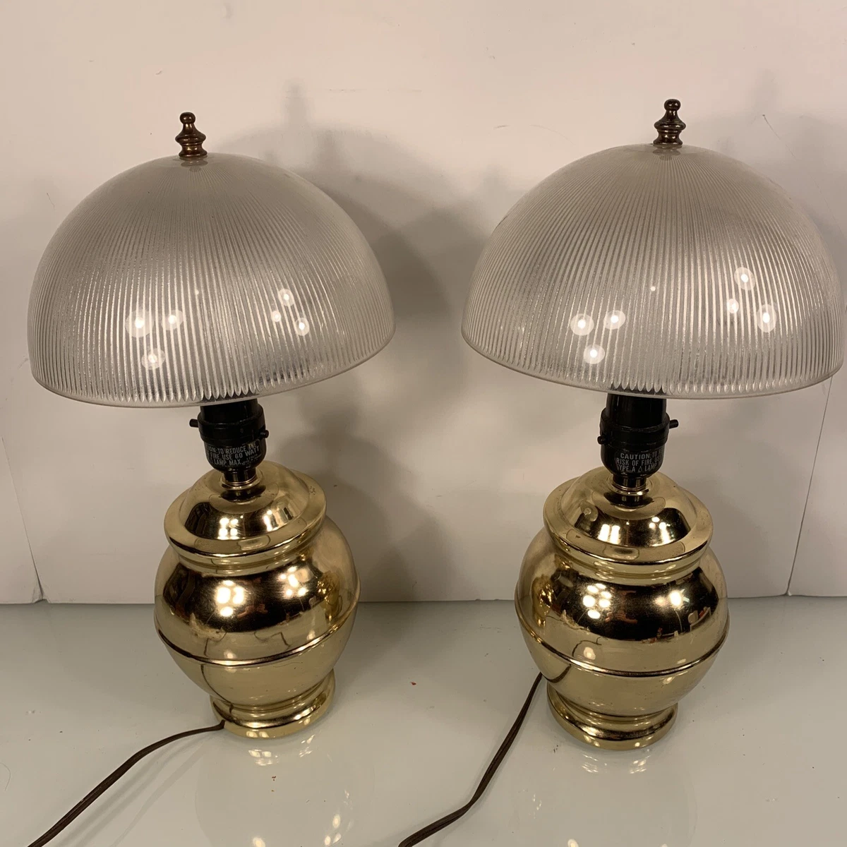 PAIR OF VINTAGE GOLD RETRO MCM MUSHROOM LAMPS 16 Clip On Shades