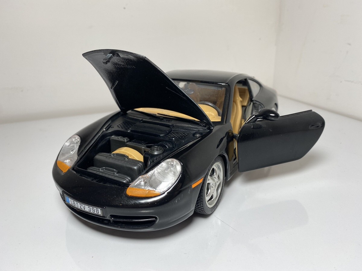 ブラゴ　ポルシェ911 カレラ　1997 Bburago 1/18 Porsche 911 Carrera 1997 Silver