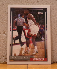 TARJETA DE BALONCESTO GENIAL TOPPS '92-'93 CHICAGO BULLS TRENT TUCKER Y ÁRBITRO # 8