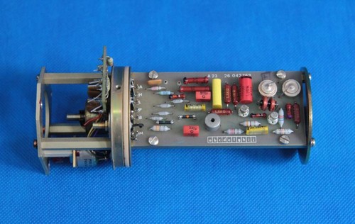 VFO TUNABLE GENERATOR - Photo 2/5