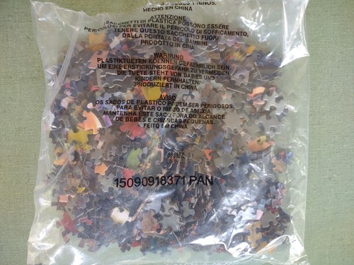 Star Trek TOS Enterprise 2-Sided Puzzle 600 pc - Picture 5 of 5