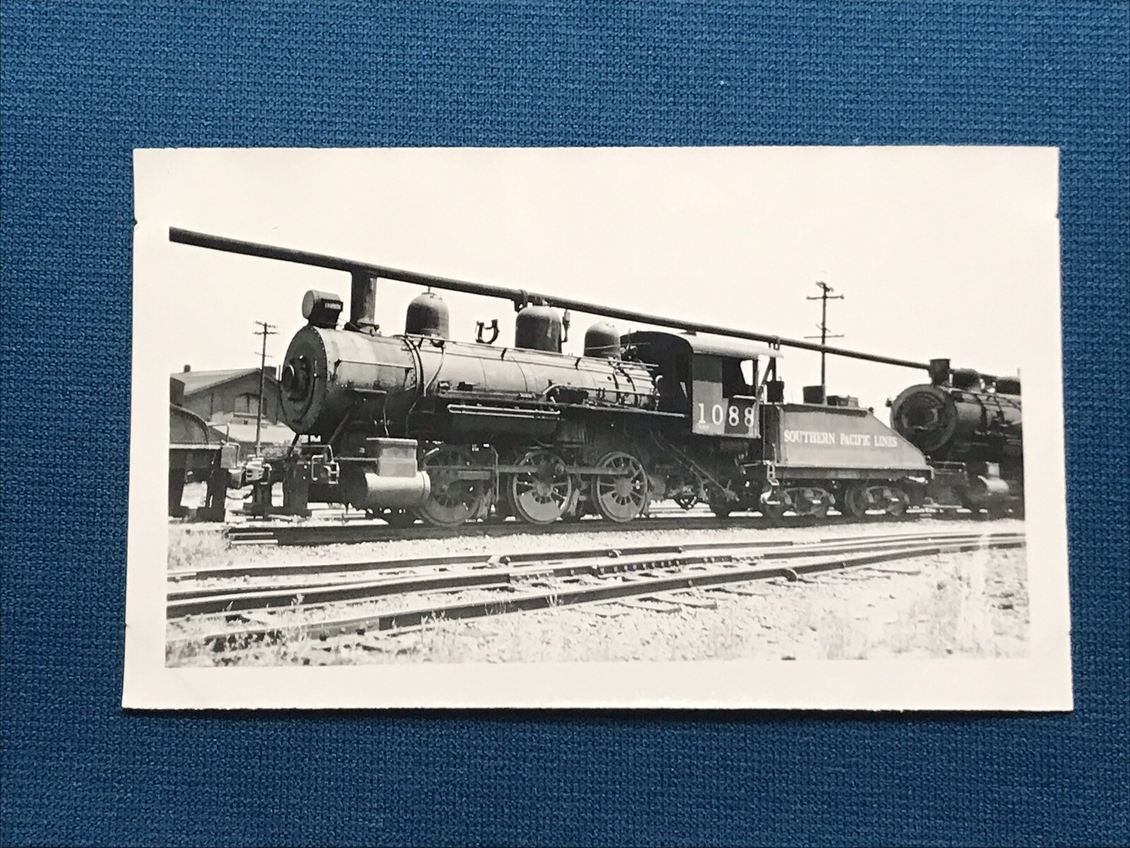 Picture 1 of 3