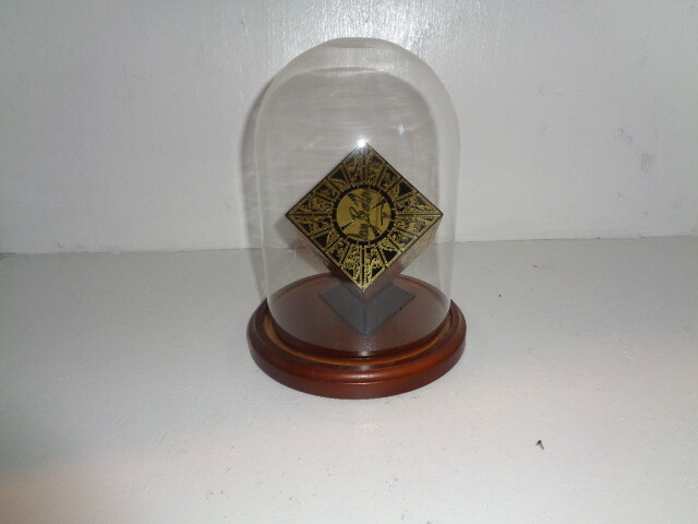 Hellraiser Puzzle Box Signed by 6 Doug Bradley Clive Barker