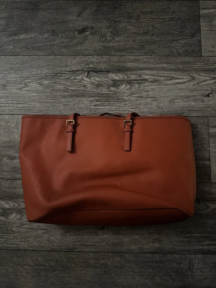 Michael Kors Jet Set 托特包 橙色 Saffiano 皮革 MK 魅力 内穿 — 第 4/4 张图片