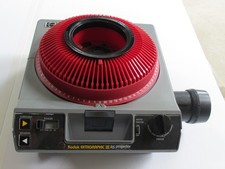 Kodak Ektagraphic iii AS slide projector, with spare bulbs