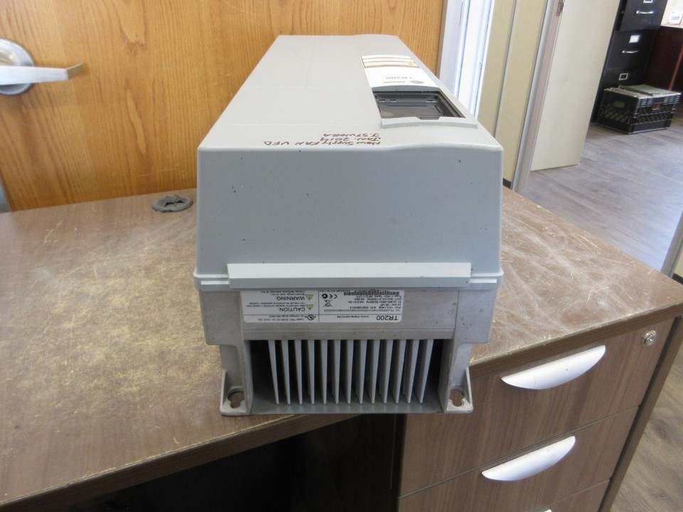 Trane TR200 AC Drive 131L1409 30HP 3Ph w/ Keypad & External Mount Used ...