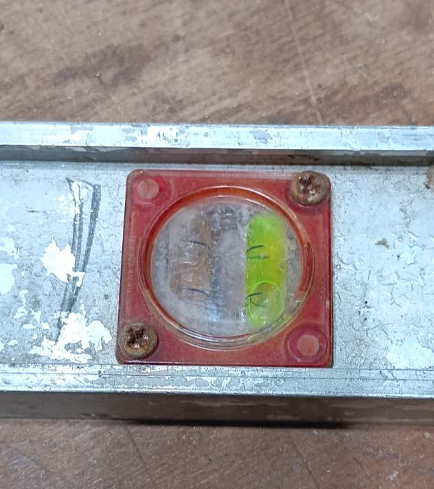 VINTAGE 1950's CRAFTSMAN 24" ALUMINUM LEVEL MODEL #3993-24" LEVEL - Image 4 of 4