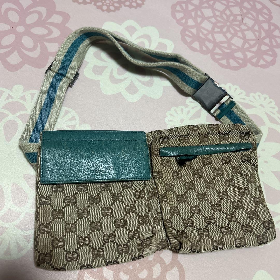 Gucci emerald accent canvas tote with adjustable strap body bag-image