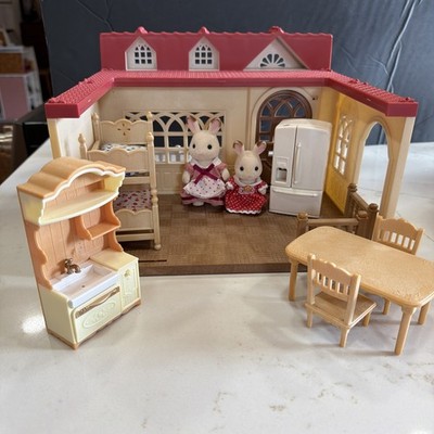 Calico Critters Red Roof Country House Single Story, Furniture, 2 Critters