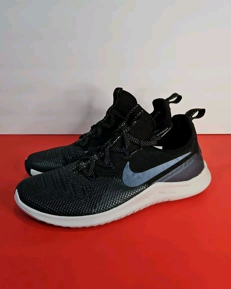 wmns nike free tr 8 mtlc