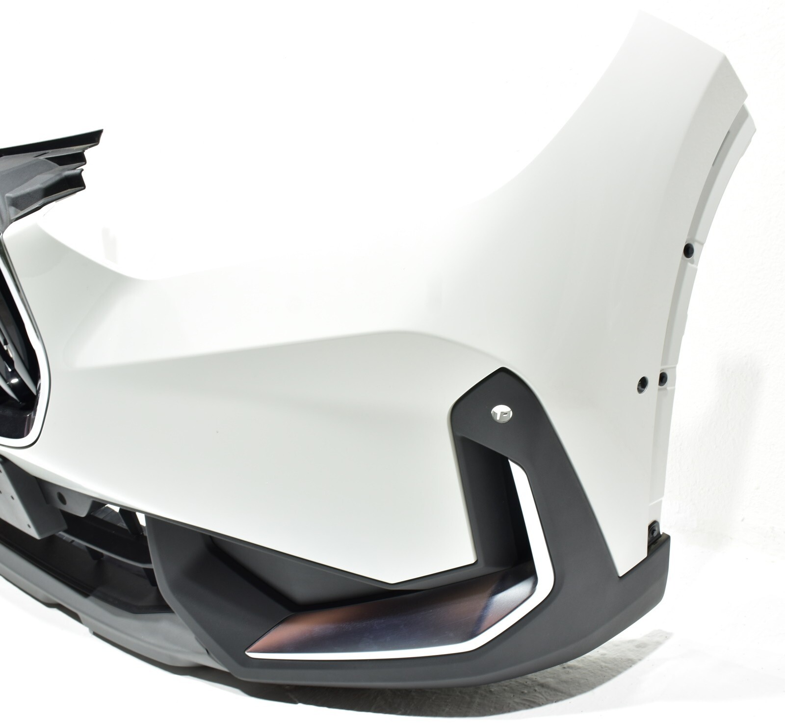 NEU Original BMW U11 Ziergitter Front (Basis) 51139883426 online