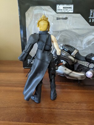 Final Fantasy VII Advent Children Play Arts Action Figure Cloud