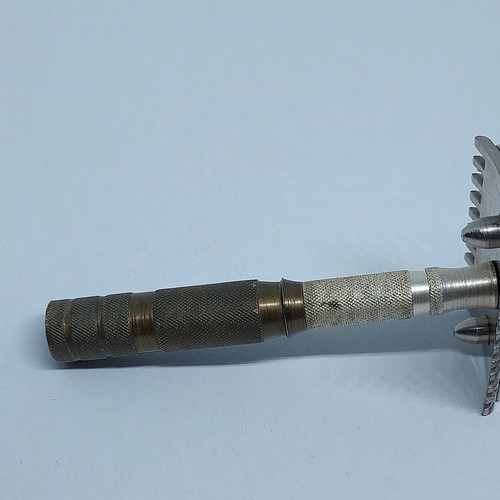 Vintage Travel Kit Safety Razor Made In Germany In Metal Case 4 Peice - Picture 15 of 17