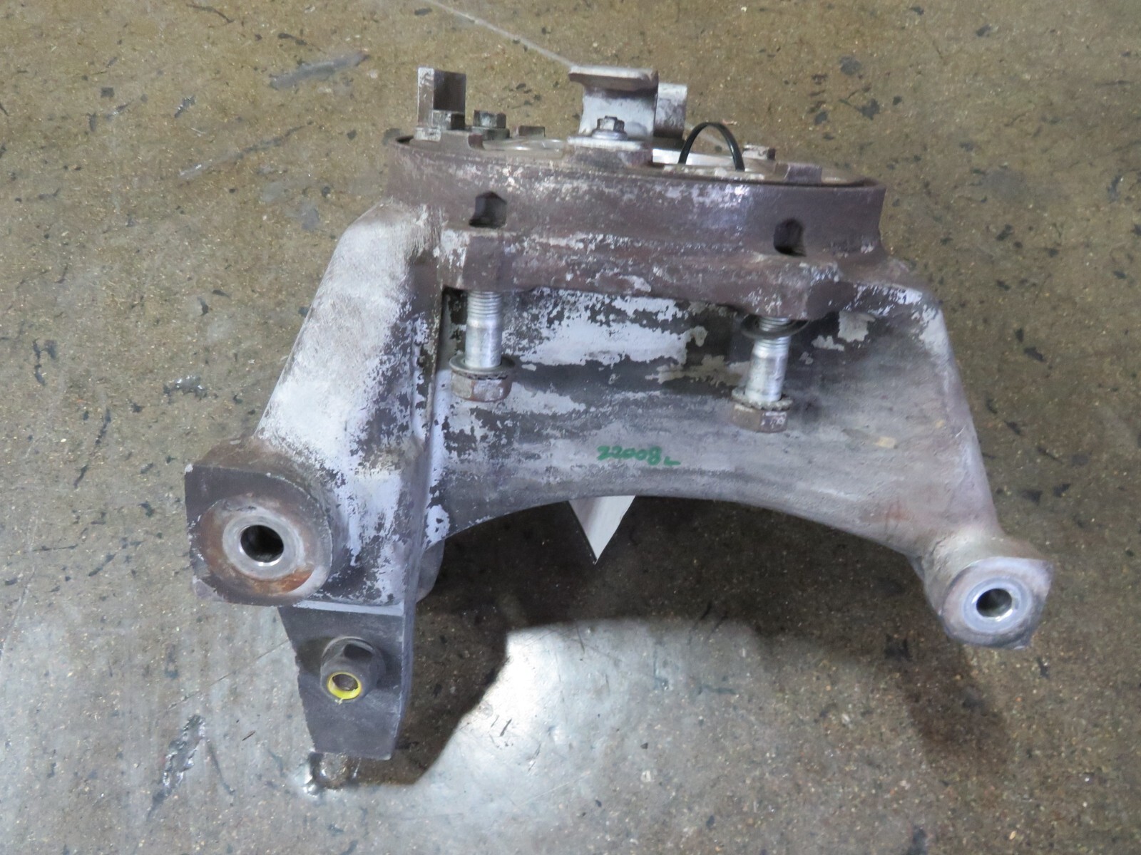 Ferrari 575, LH, Left, Rear Knuckle / Stub, Used, P/N 183324