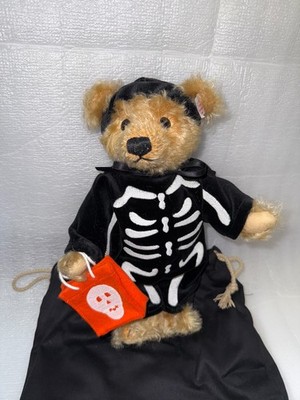 Steiff Mr. Bones Bear EAN 667541 Brand New in Box North American Exclusive