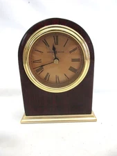 Vintage Howard Miller Brown Wooden Desk Shelf Mantel Clock 645-287 with alarm
