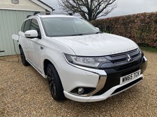 Mitsubishi Outlander PHEV GX4h 2015 White Hybrid Plug In 4x4 SUV