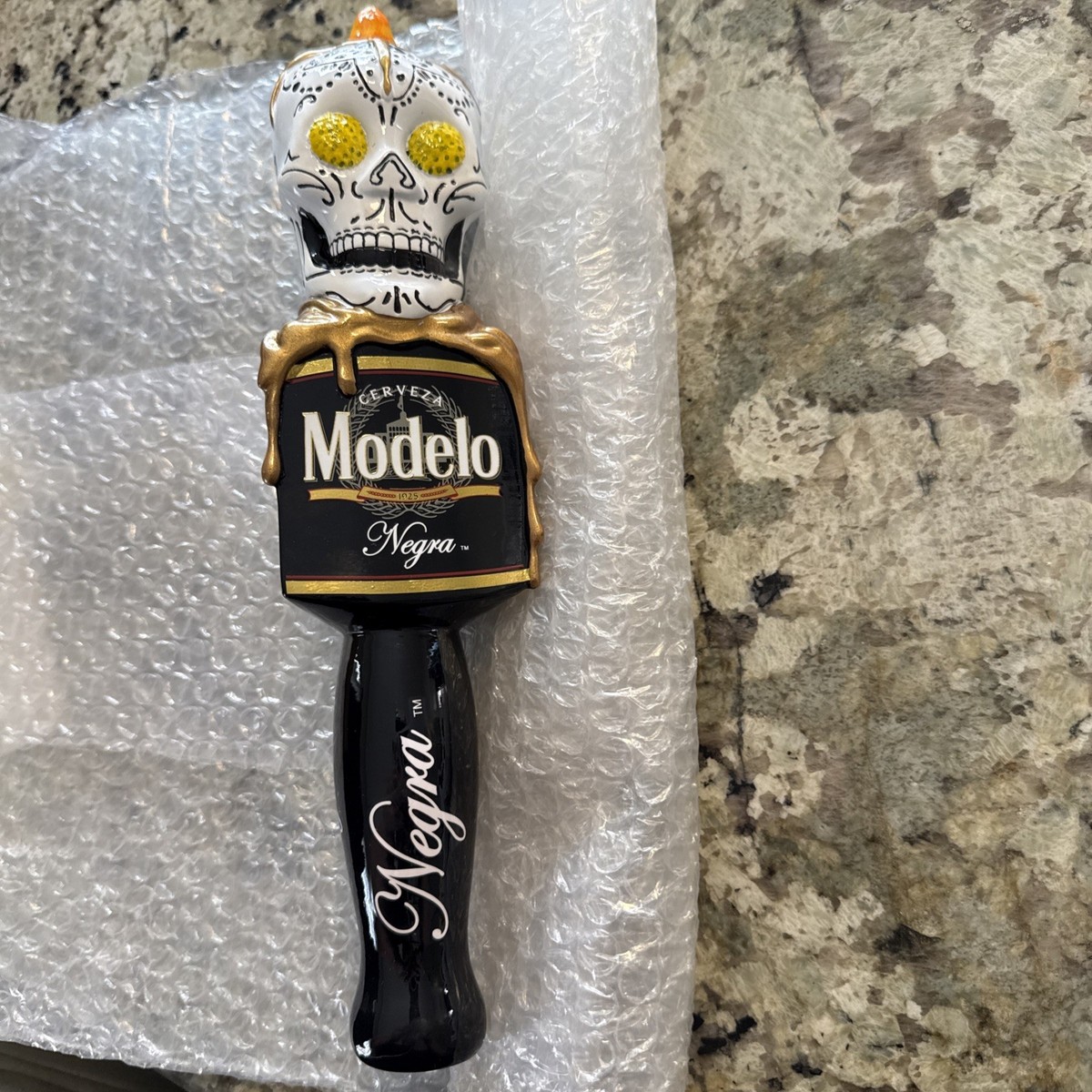 Modelo Negra Day Of The Dead Sugar Skull 11
