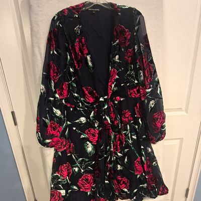 Boston Proper Womens M Black Red Green Floral Chiffon V-Neck Tie Lined Dress