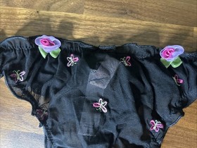 Vtg &lsquo;04 Victoria Secret Sexy Little Things butterfly Thong Sz S HTF Roses Mesh