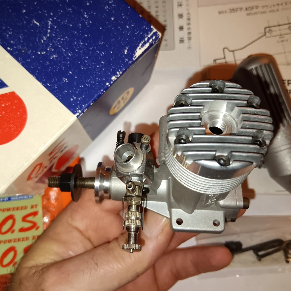 1985 OS MAX 40 FP rc model plane glow engine, 6.49cc new in box, unused. - Image 4 of 4