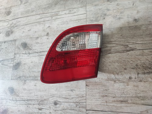 Mercedes E-klasse S211 BJ05 Rücklicht innen re A2118201464