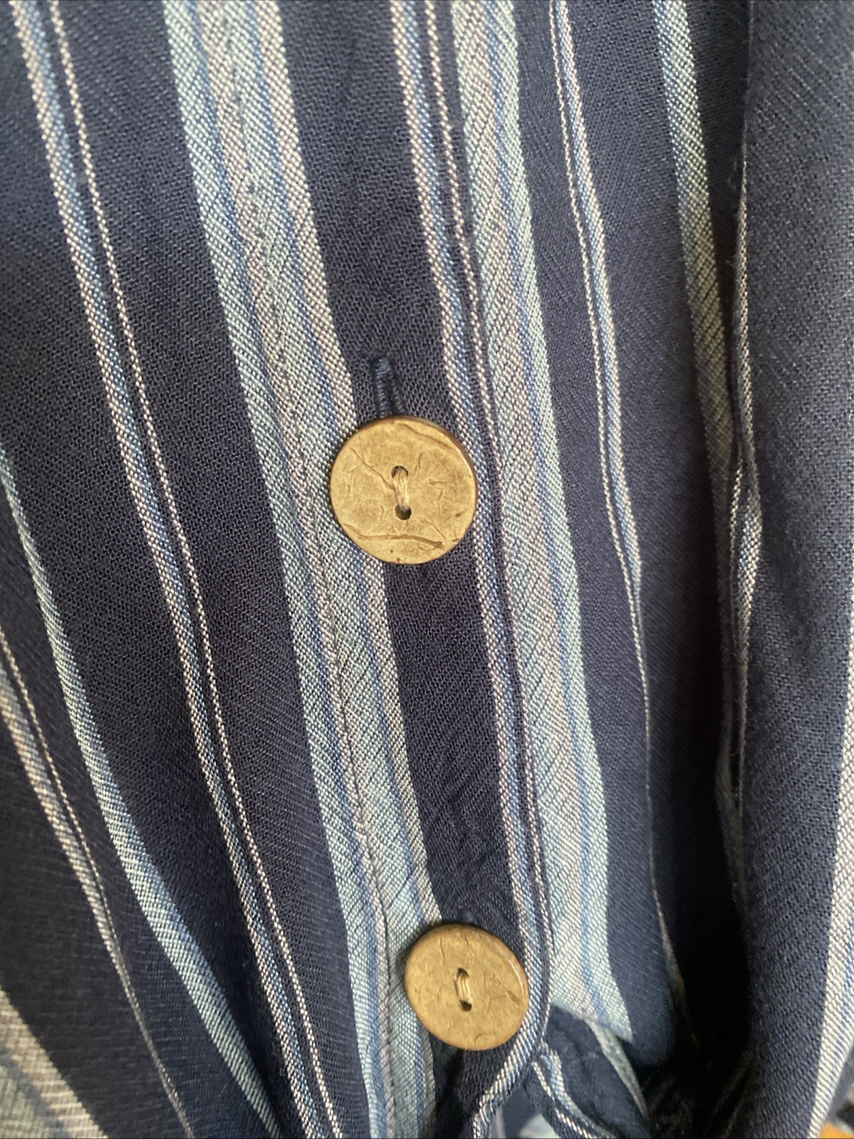 Universal Thread M Button Down Tie Front Striped … - image 4