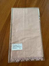 NICE! Vintage Linen and Tatted Hand Towel Peach Color Lace Edge