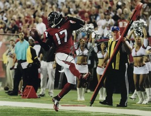 devin hester autographed jersey