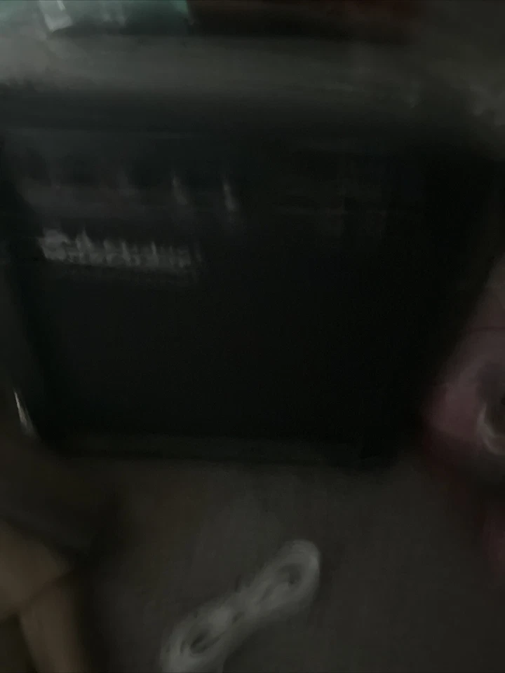 Amplificador de Bajo Silvertone BA-XS Amplificador 26W Samick Musical FUNCIONA Música Sonido Foto 2 de 4