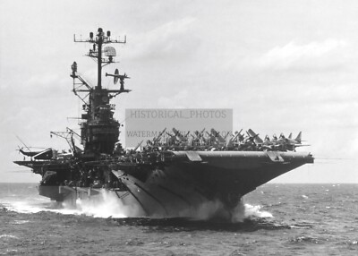 USS INTREPID OPERATING AS AUXILIARY ATTACK CARRIER IN VIETNAM 1966 5X7 PHOTO