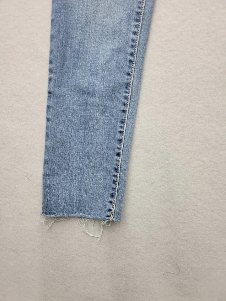 Pantalones de mezclilla para mujer Jessica Simpson 4 azul lavado claro súper ajustados dobladillo crudo tiro bajo Foto 3 de 4