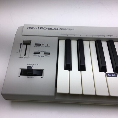 Roland MIDIキーボード PC200  ソフトケース付 ローランド Roland PC-200 MkII MIDI Keyboard キーボード -f781