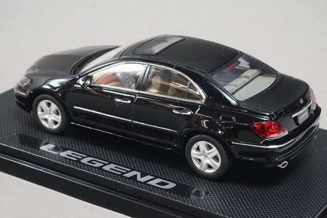 EBBRO Honda LIFE 1:43 スケール シルバー EBBRO Honda LIFE 1:43 スケール シルバー Ebbro 1/43 Honda
