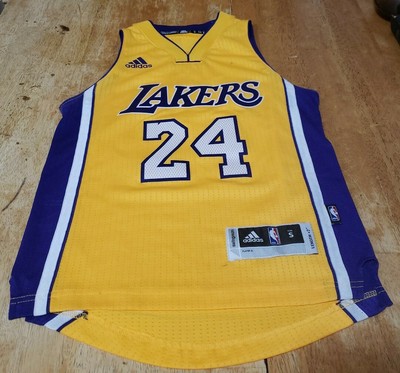 kobe bryant adidas swingman jersey
