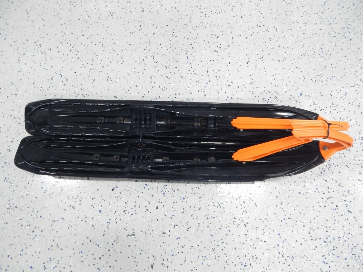 ARCTIC CAT SNOWMOBILE 2015 XF 6000 CROSS-TOUR BLACK PLASTIC SKI