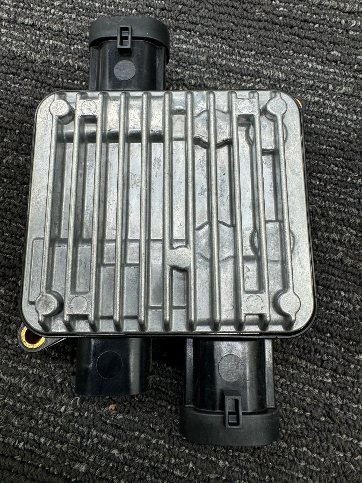 NEW OE 2020-2022 MASERATI ECU FUEL PUMP MODULE 670103710