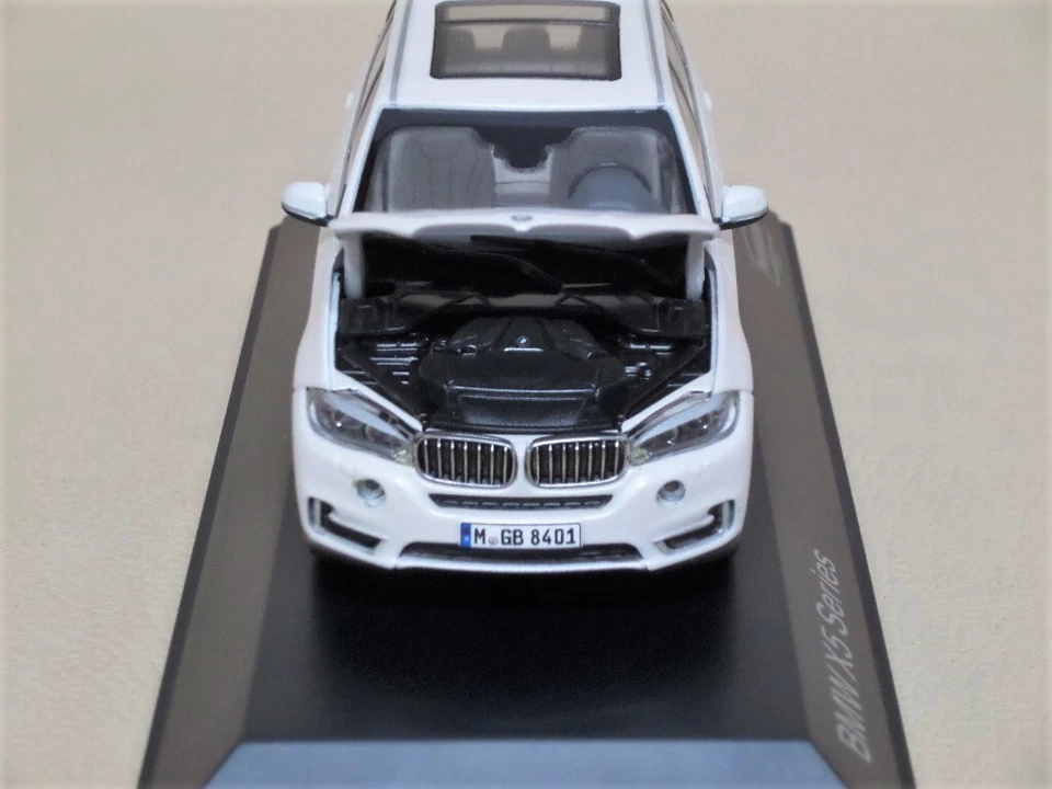 BMW X5 5.0i X DRiVE F15 PARAGON 1/43 (NO KYOSHO AUTOART NOREV MiNiCHAMPS) - Immagine 2 di 4