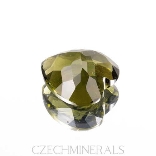 3.81ct MOLDAVITE tektite faceted loose gem HEART 11x11MM #CM313 - Picture 4 of 4