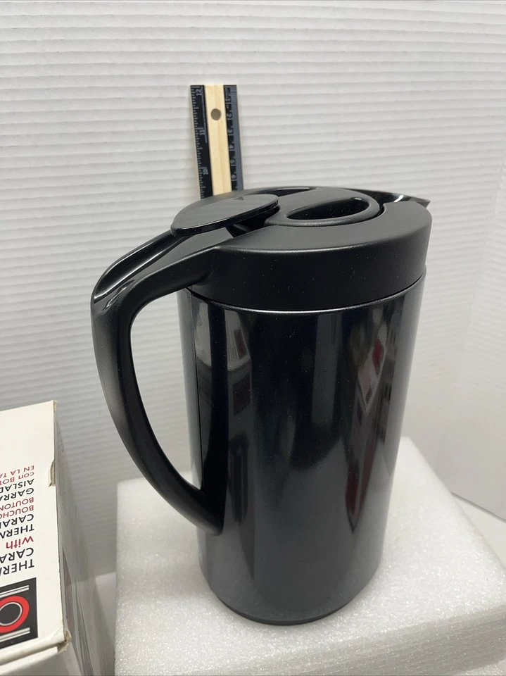 Jarra de vacío térmico OGGI negra 1 Lt. Forma ovalada Foto 3 de 4