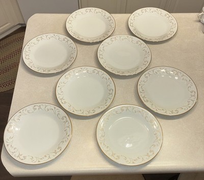 Eight (8) - Noritake Duetto 6610 Gold Trim Dinner Plates 10.5'' EUC