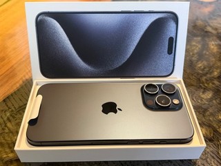 Apple iPhone 15 Pro Max 1 TB Titan Blau mit OVP – sehr guter Zustand