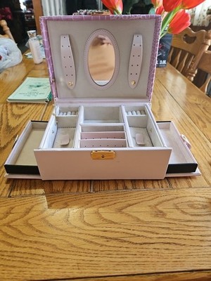 Pink Crocodile-Skin Pattern, Two-Layer Jewelry Box With Mirror