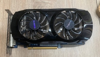 Gigabyte NVIDIA Geforce GTX 460 1GB GDDR5 Grafikkarte GV-N4600C-1GI PCI-E 2.0