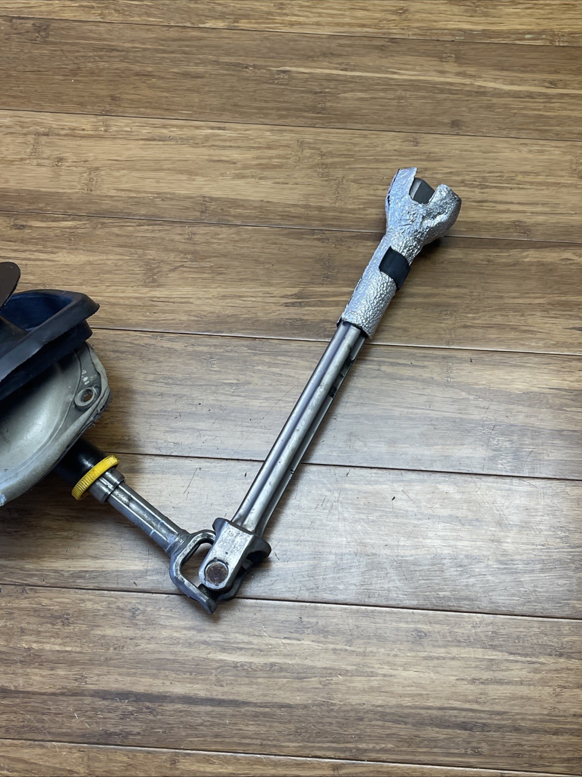 2022 Maserati Levante M161 3.0L AWD Steering Column Assembly 34K Miles OEM