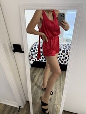 Mameluco corto sin mangas con lazo trasero satinado Victoria's Secret Sleep rojo, talla M
