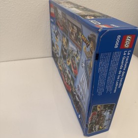 NEW LEGO CITY 60068 Crooks' Hideout New box dent